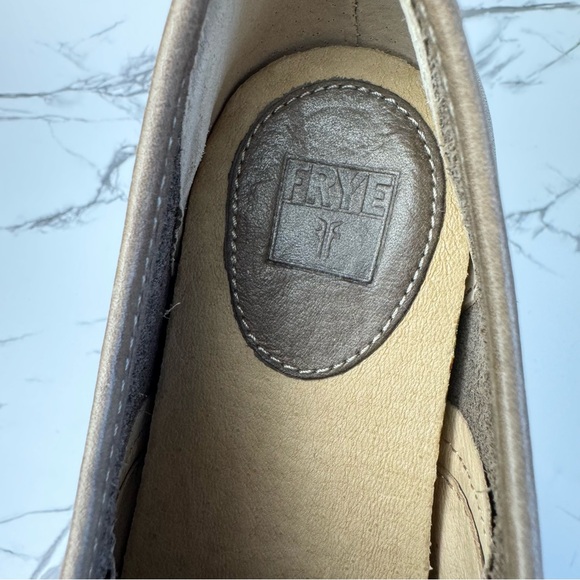 Frye Chambers Women’s Greige Leather Loafers #7200063 - Picture 8 of 8